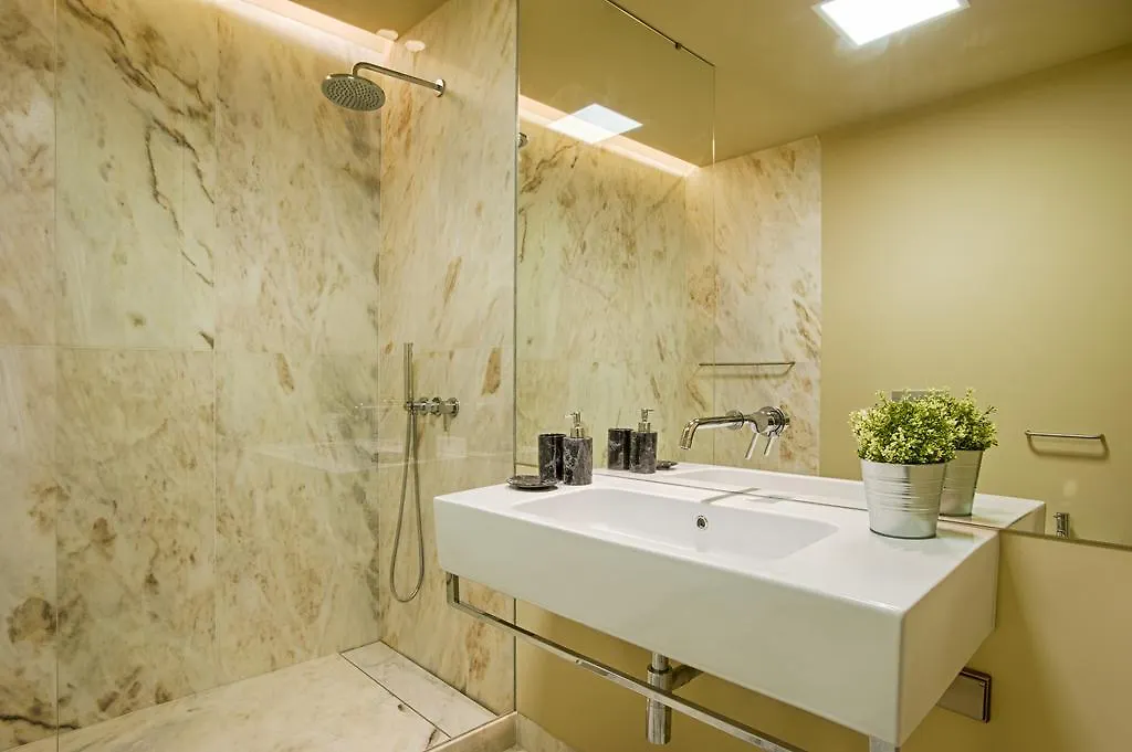 Lisbon Finestay 8 Building Apartments