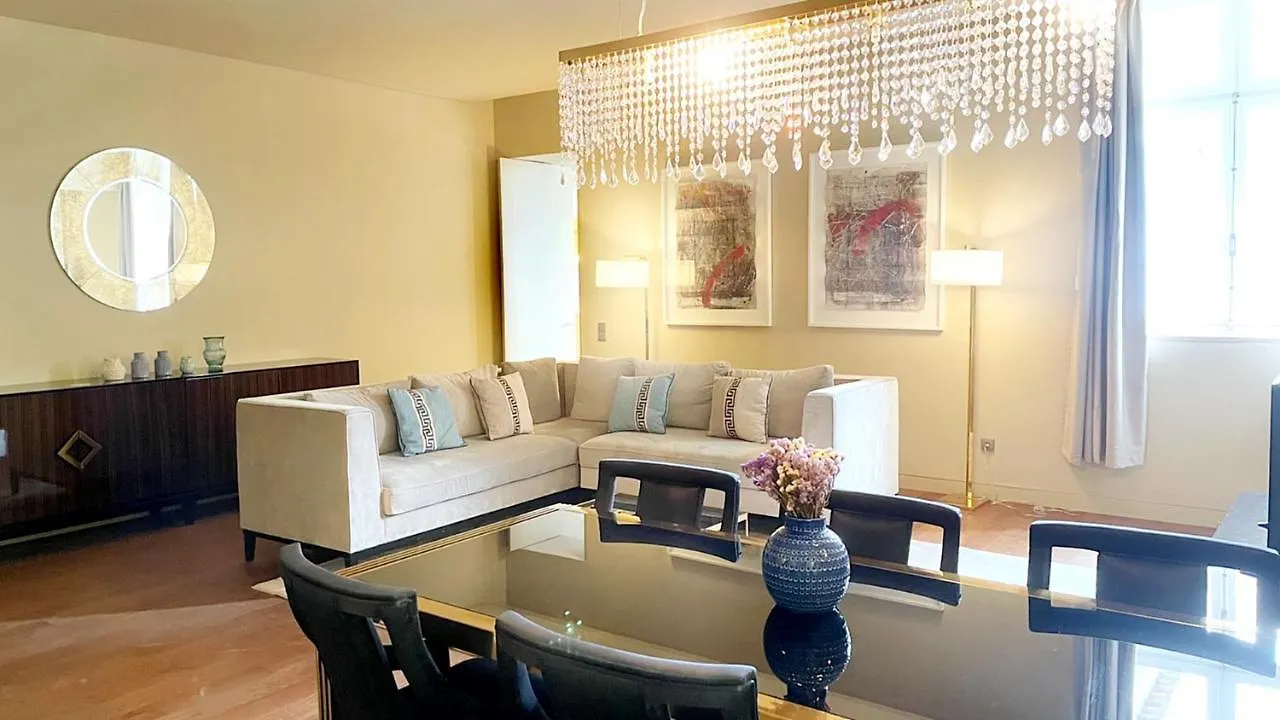 Lisbon Finestay 8 Building Apartments