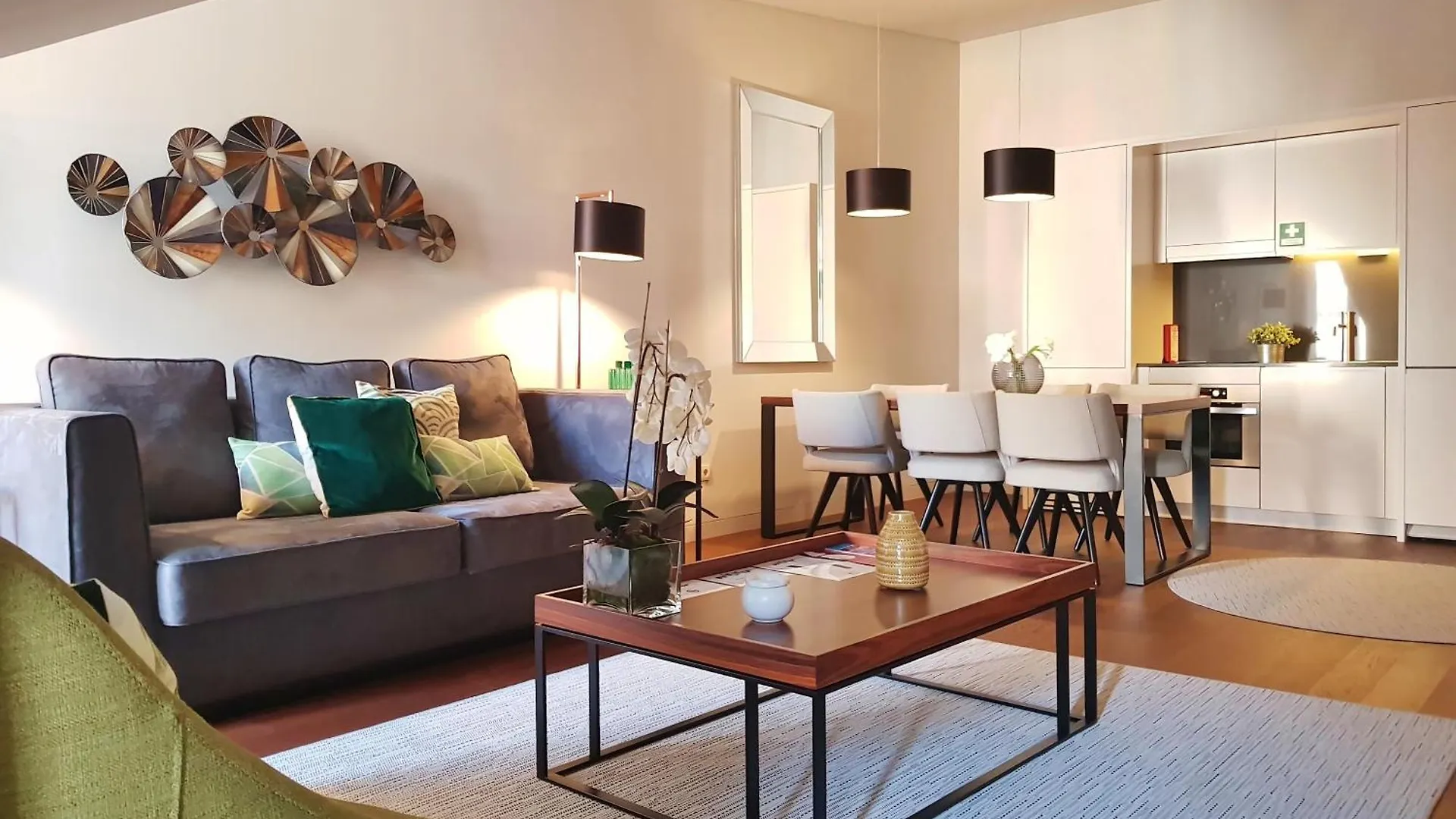 Lisbon Finestay 8 Building Apartments