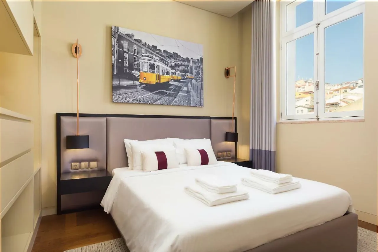 Lisbon Finestay 8 Building Apartments