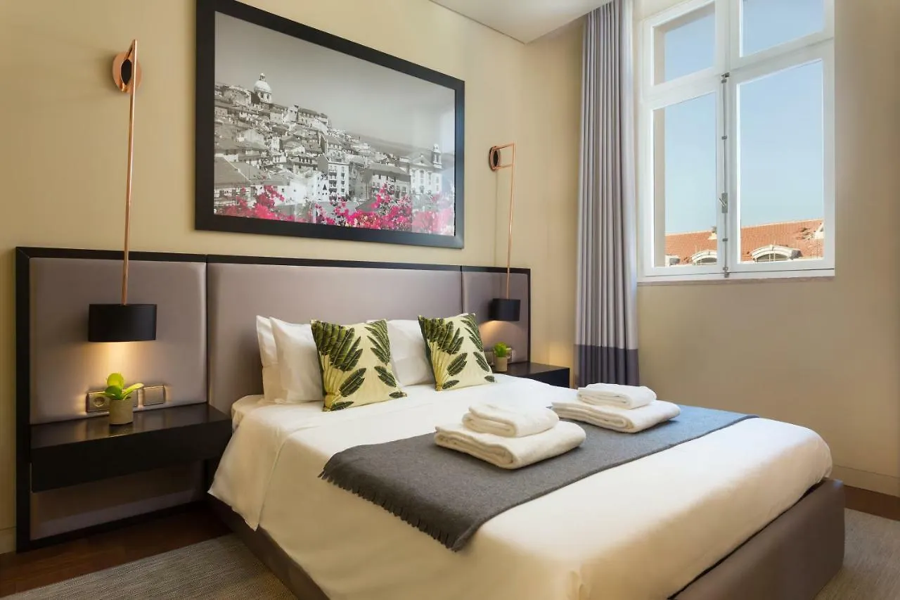 Lisbon Finestay 8 Building Apartments